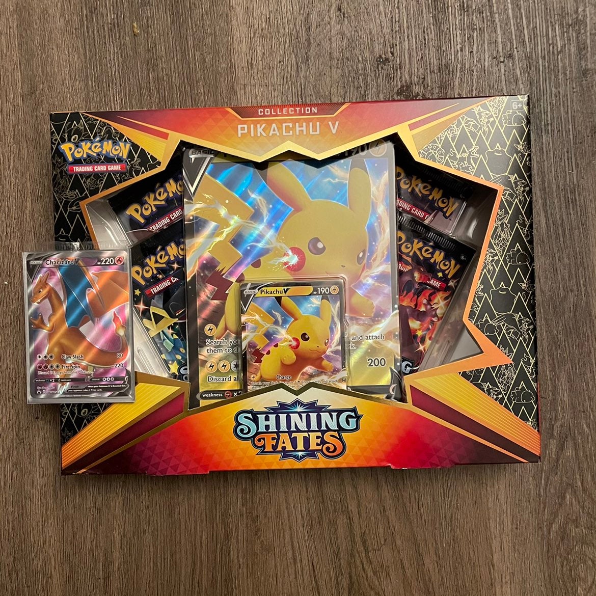 Shining Fates Pikachu V Box charzard pro