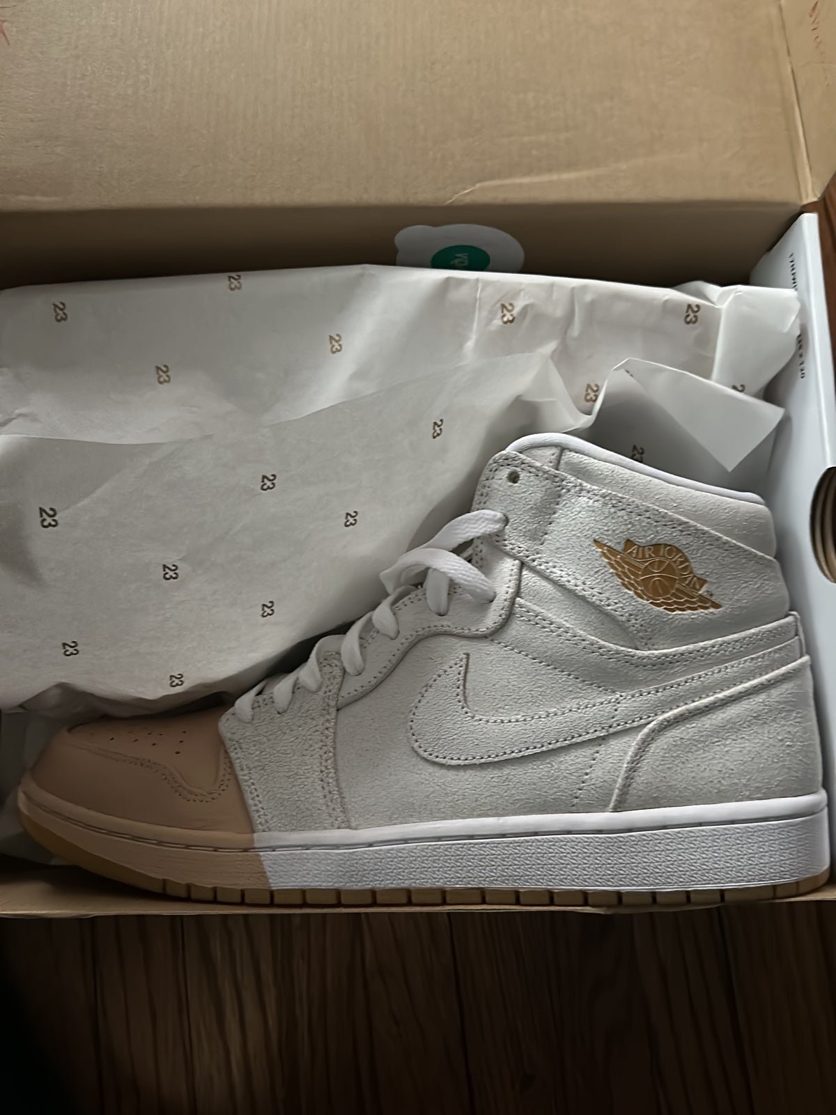 Air Jordan 1 Mid