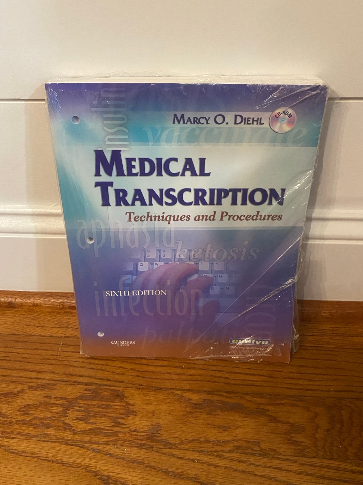 Medical Transcription Techniques and Procedures Sixth Edition with CD Textbook