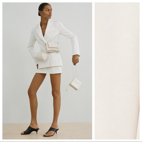 NWT. Zara Cream Fitted blazer with Seams. Size M.