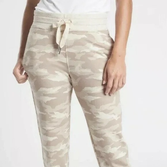 ATHLETA Balance Printed Jogger Camo Oatmeal XL NWT