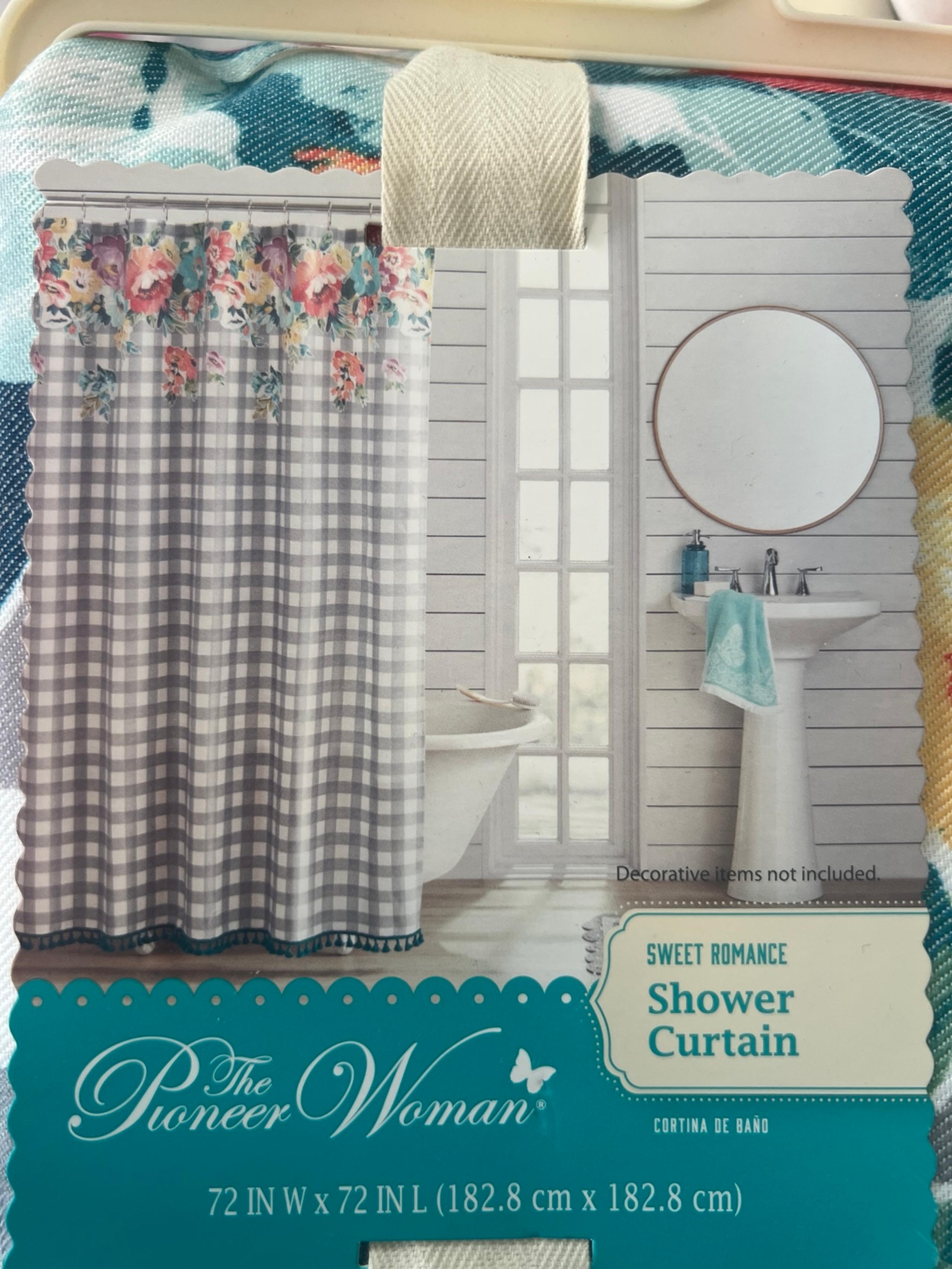 Pioneer Woman shower curtain