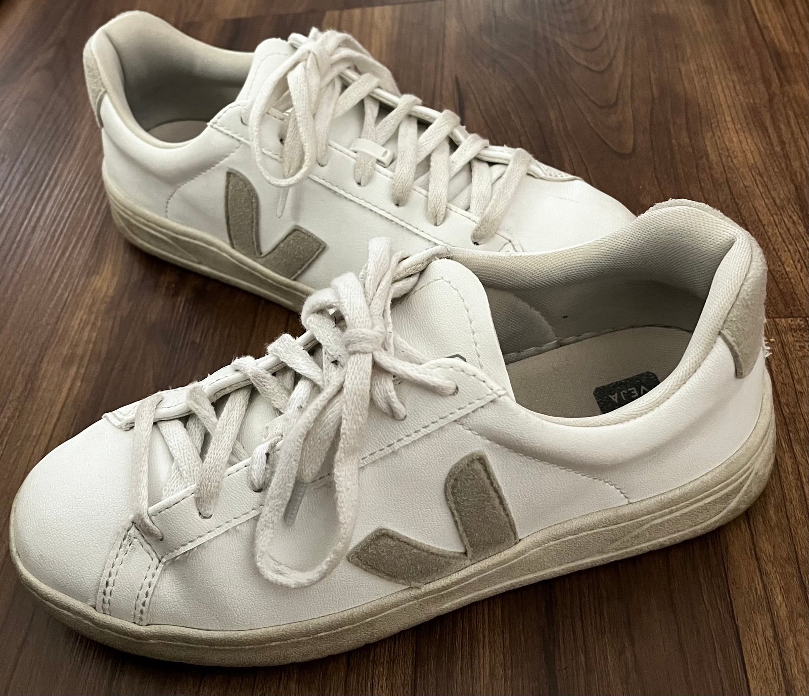Veja Sneakers