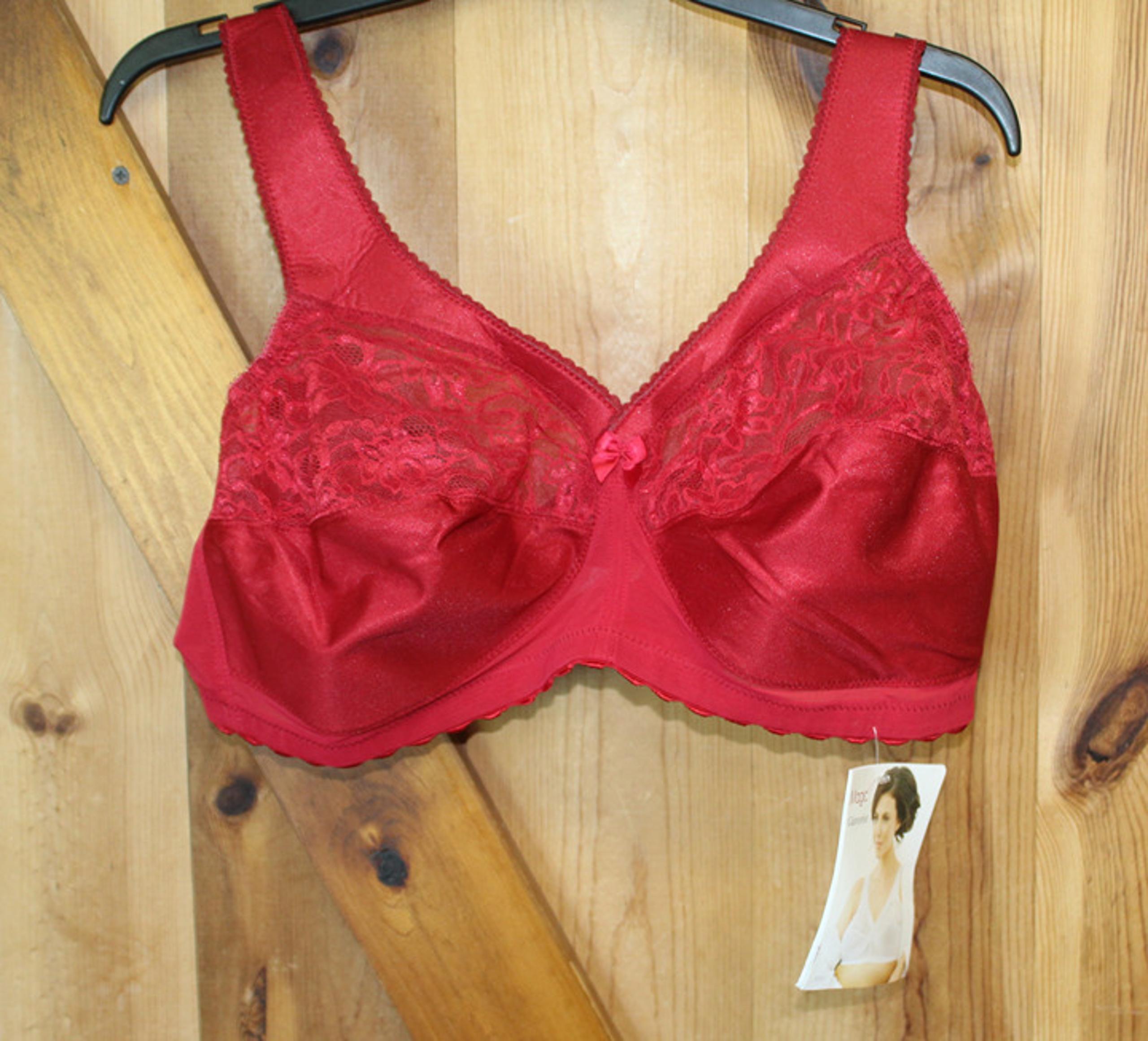 Magic Life Glamorise ~ Red Bra ~ Women's Size 44C