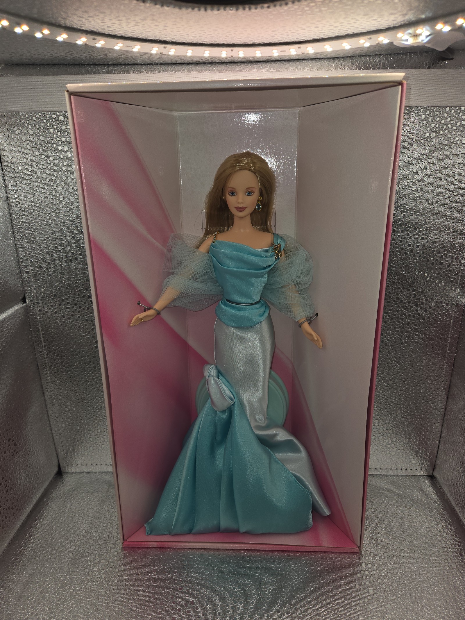 Barbie Mattel Barbie Bumblebee - Celebrating 40 Years of Dreams
