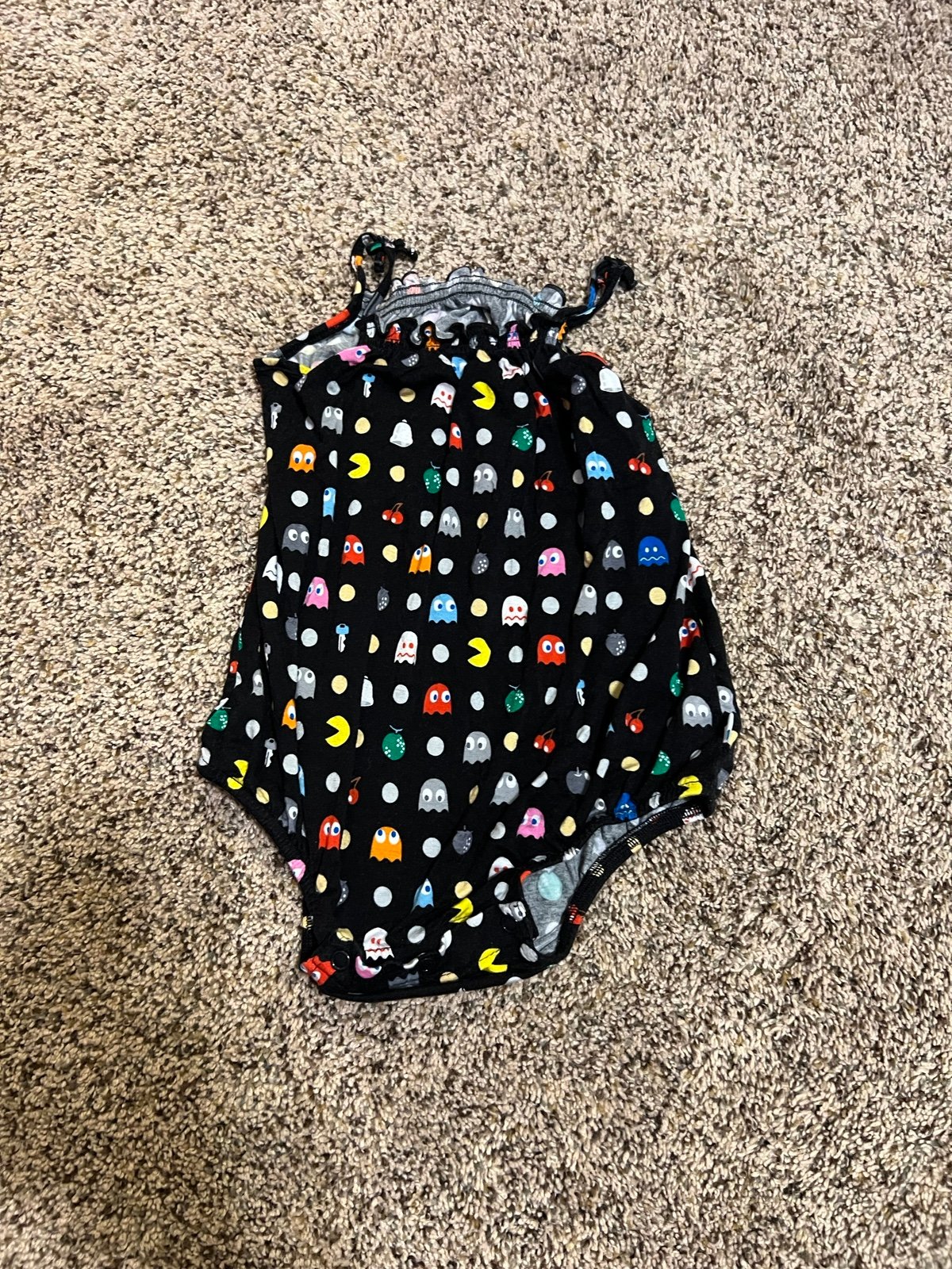 Posh peanut pac man romper 2t EUC