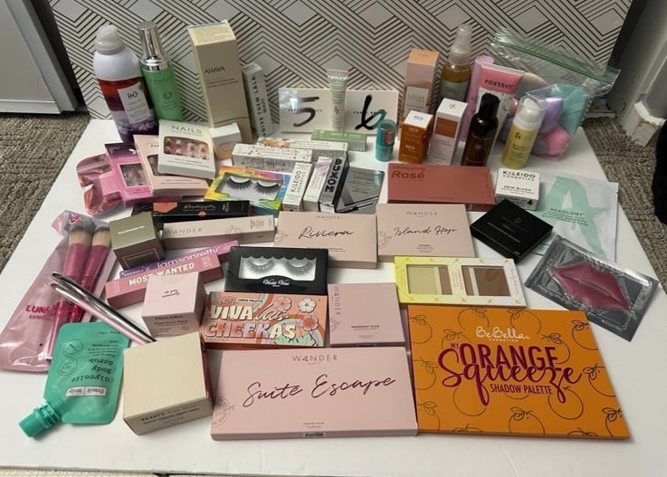 huge beauty bundle lot makeup skincare haircare
