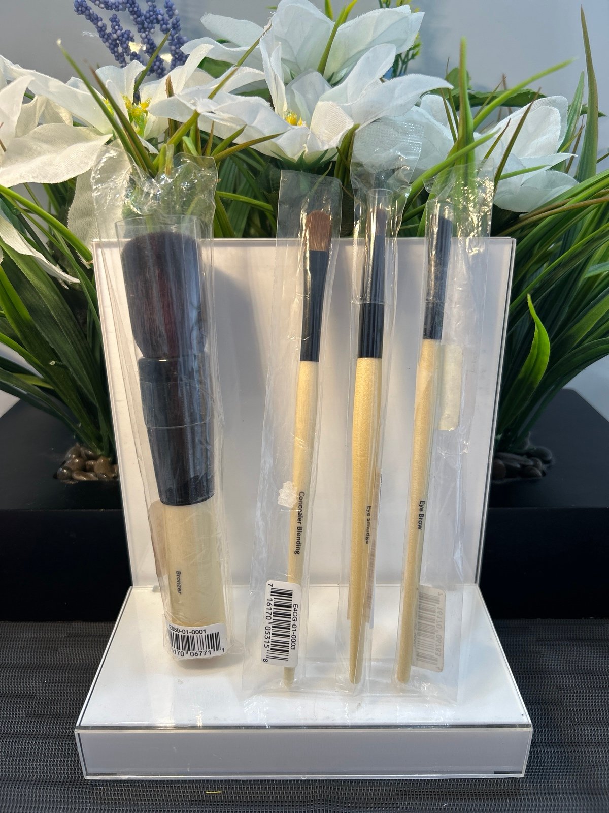 BOBBI BROWN FACE BRUSHES