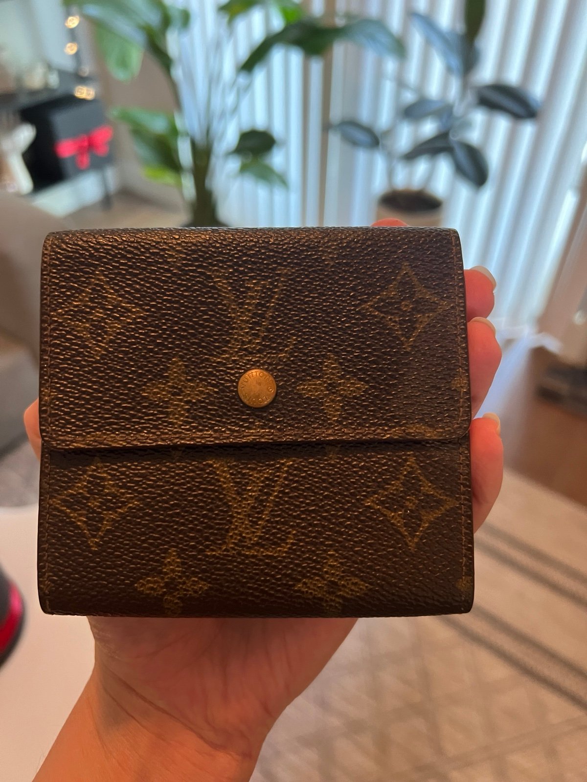 Authentic Louis Vuitton Wallet - Used