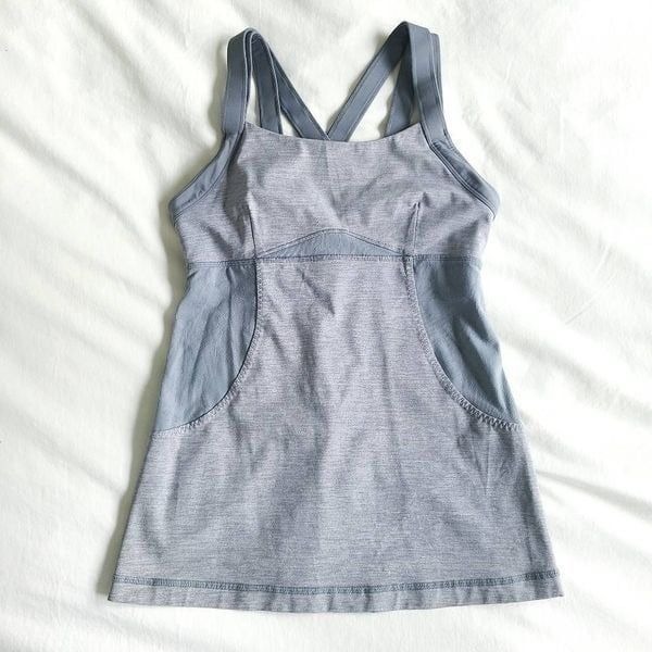 Lululemon Chaturanga Tank Top Women Blue Heathered Fossil Racerback Built-In Bra