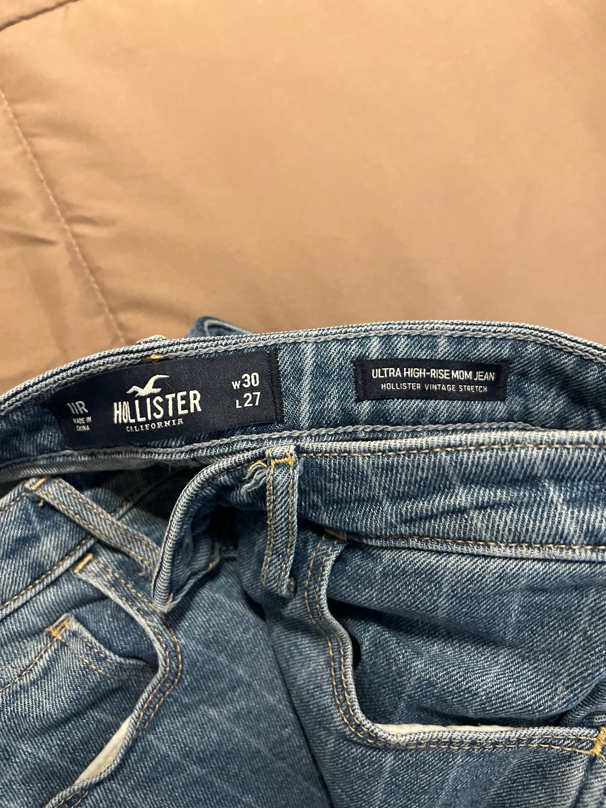 Hollister Ultra High Rise Mom Jean