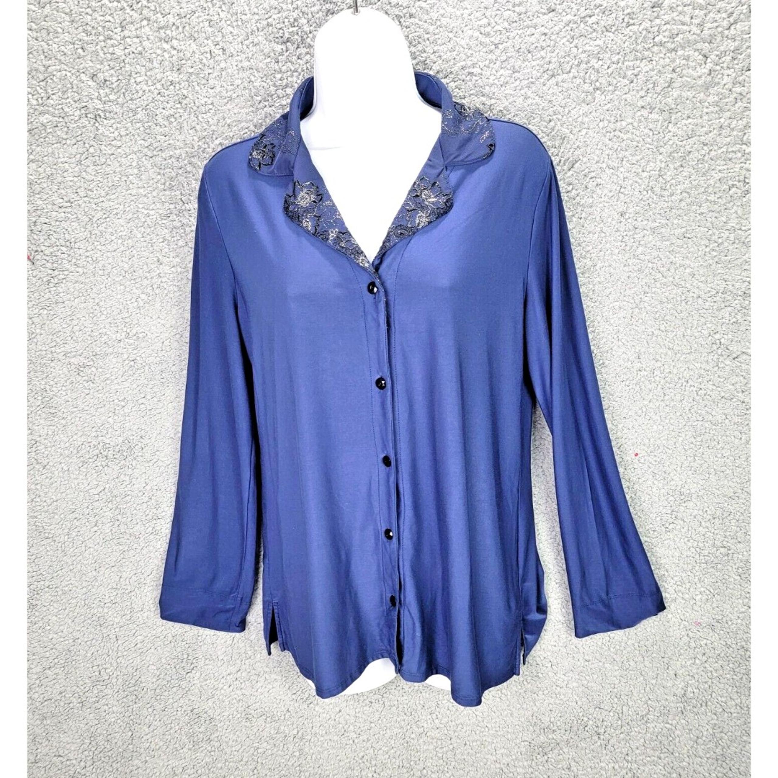 Soma Women's Pajama Top Medium Blue with 3D Black Floral Design on Collar