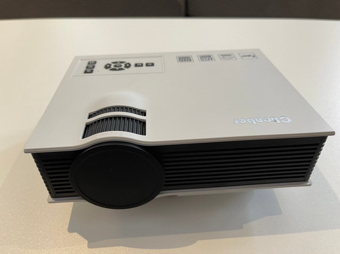 LED Projector 800 lumens