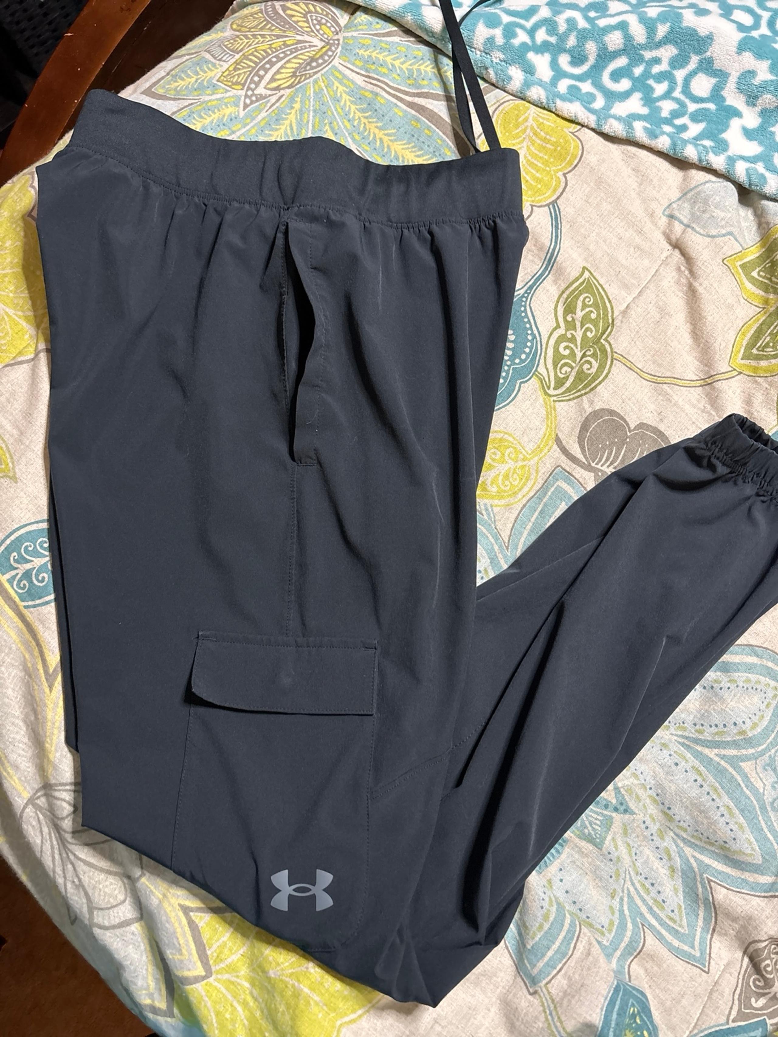 Under Armour women’s athletic pants Sz m