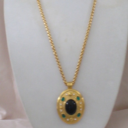 SMB Sandi Miller Burrows Gold-tone Faux Gemstone LOCKET NECKLACE