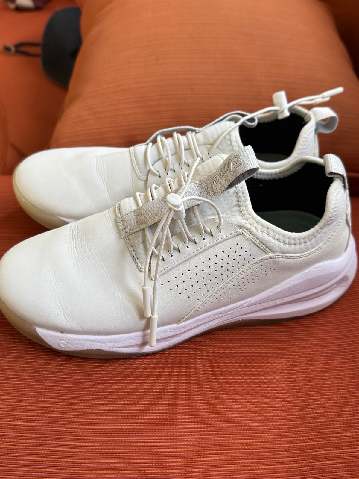 Clove Classic comfort nursing health sneaker shoe White Womens Size W8
