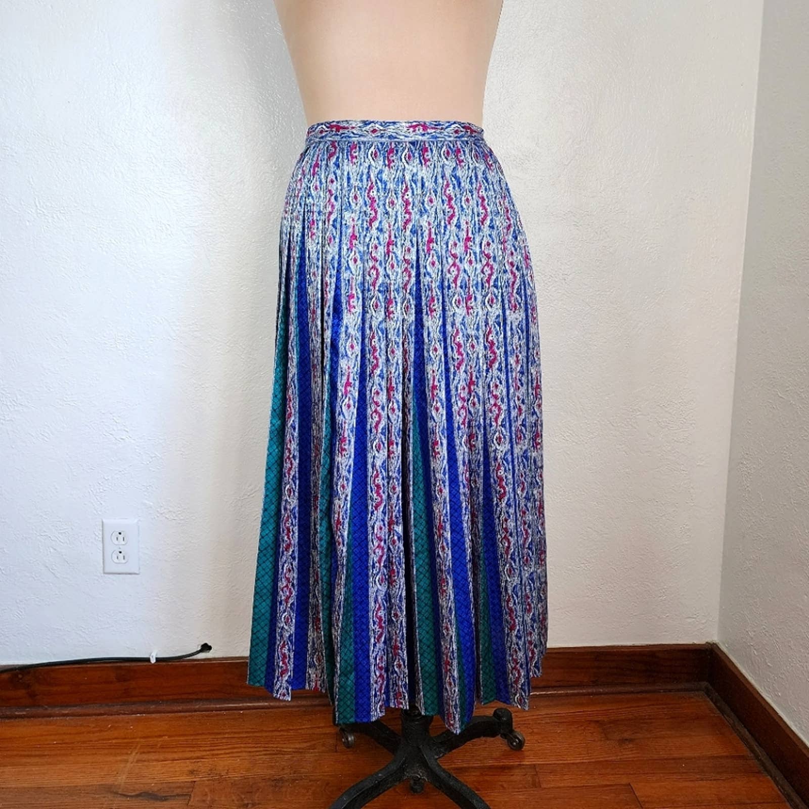 Vintage 80s Peter's and Ashley High Waist Pleated Skirt Blue Green Pink Size 16