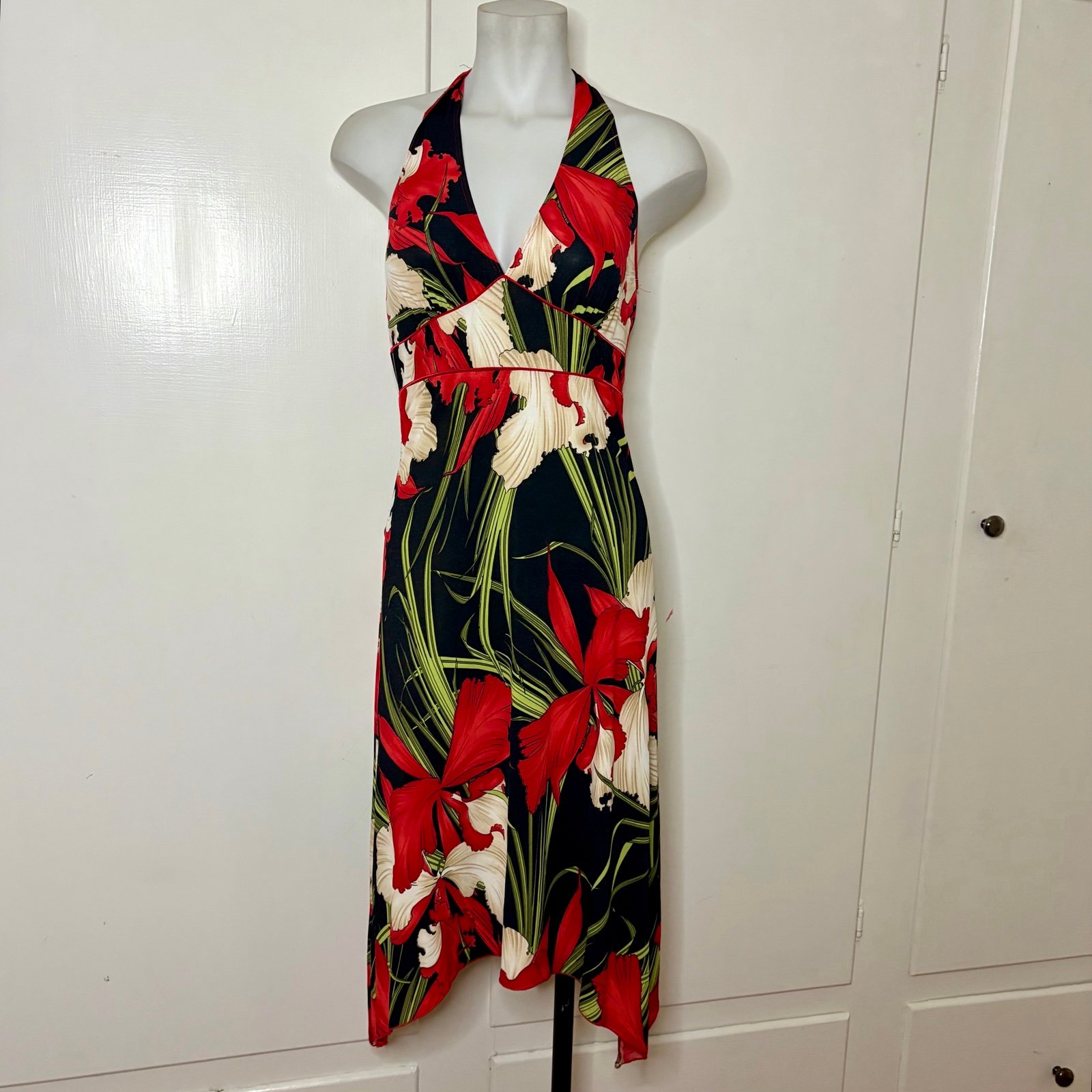 Vintage 90s/Y2K Black Red Tropical Flower Slinky Midi Halter Dress