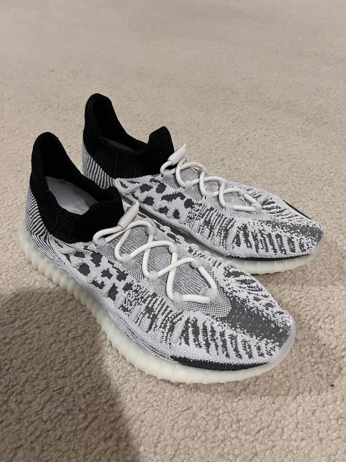 Adidas Yeezy 350 V2 CMPCT Slate Panda IG9608 -new