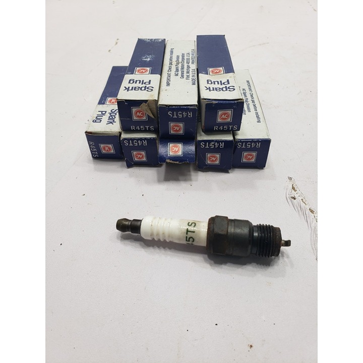 Lot Of 8 AC Delco R45TS Spark Plugs In Box Made In U.S.A Spark Plug Division