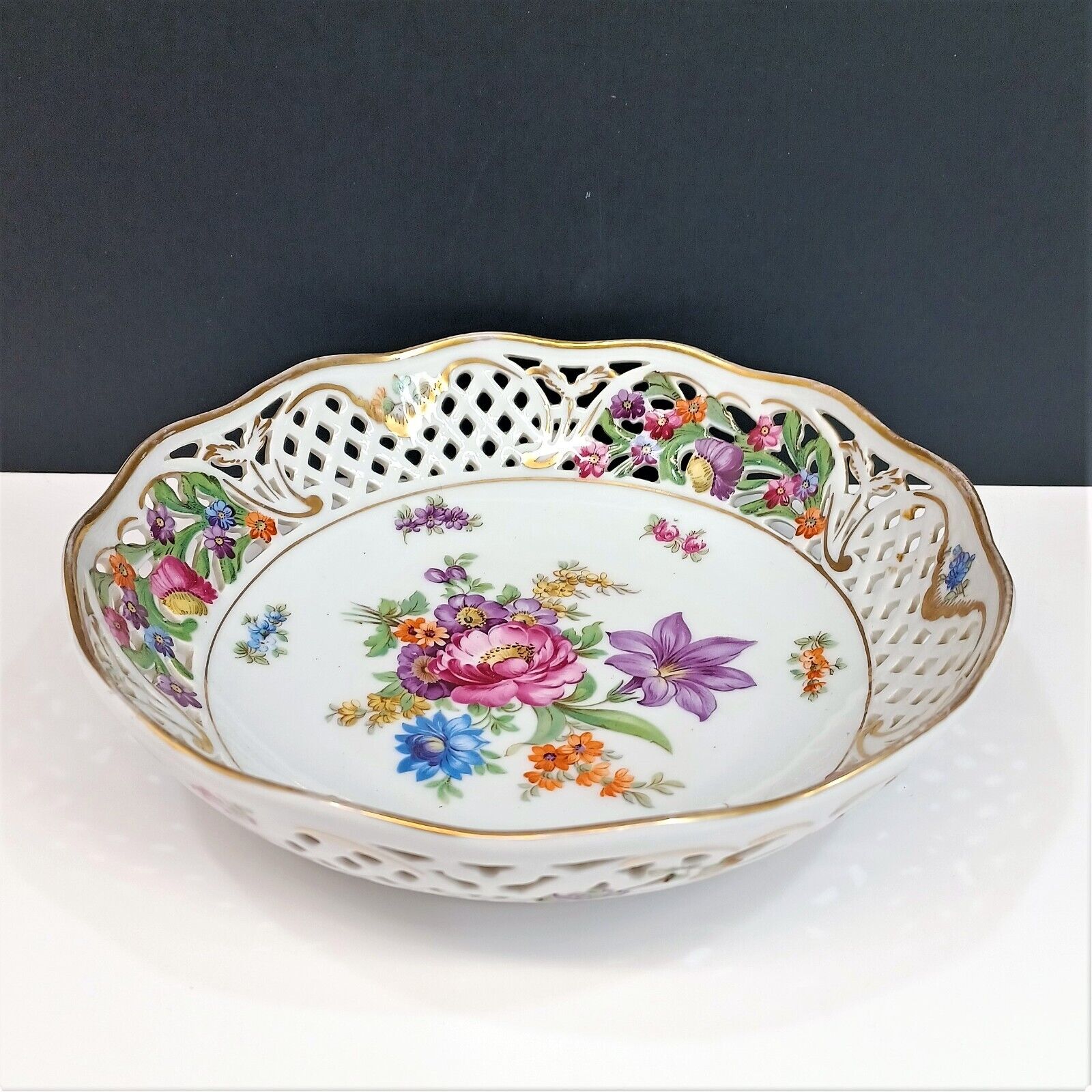 Schumann Dresden 8” Serving Berry Bowl Reticulated Round Flowers pierced c1926