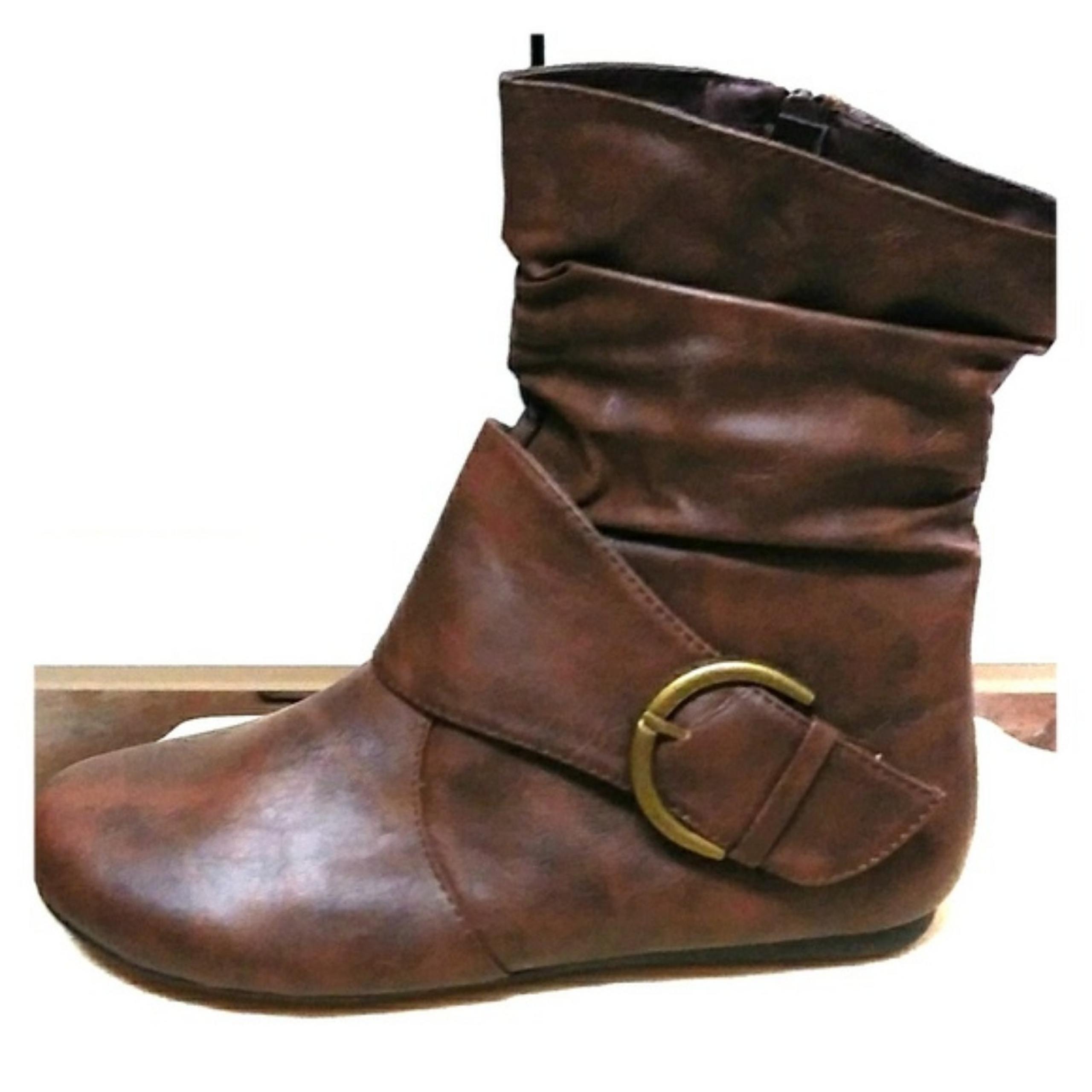 New Women's Selena-63 Stylish Anckle Boot W/buckle Accent-brown Size 8