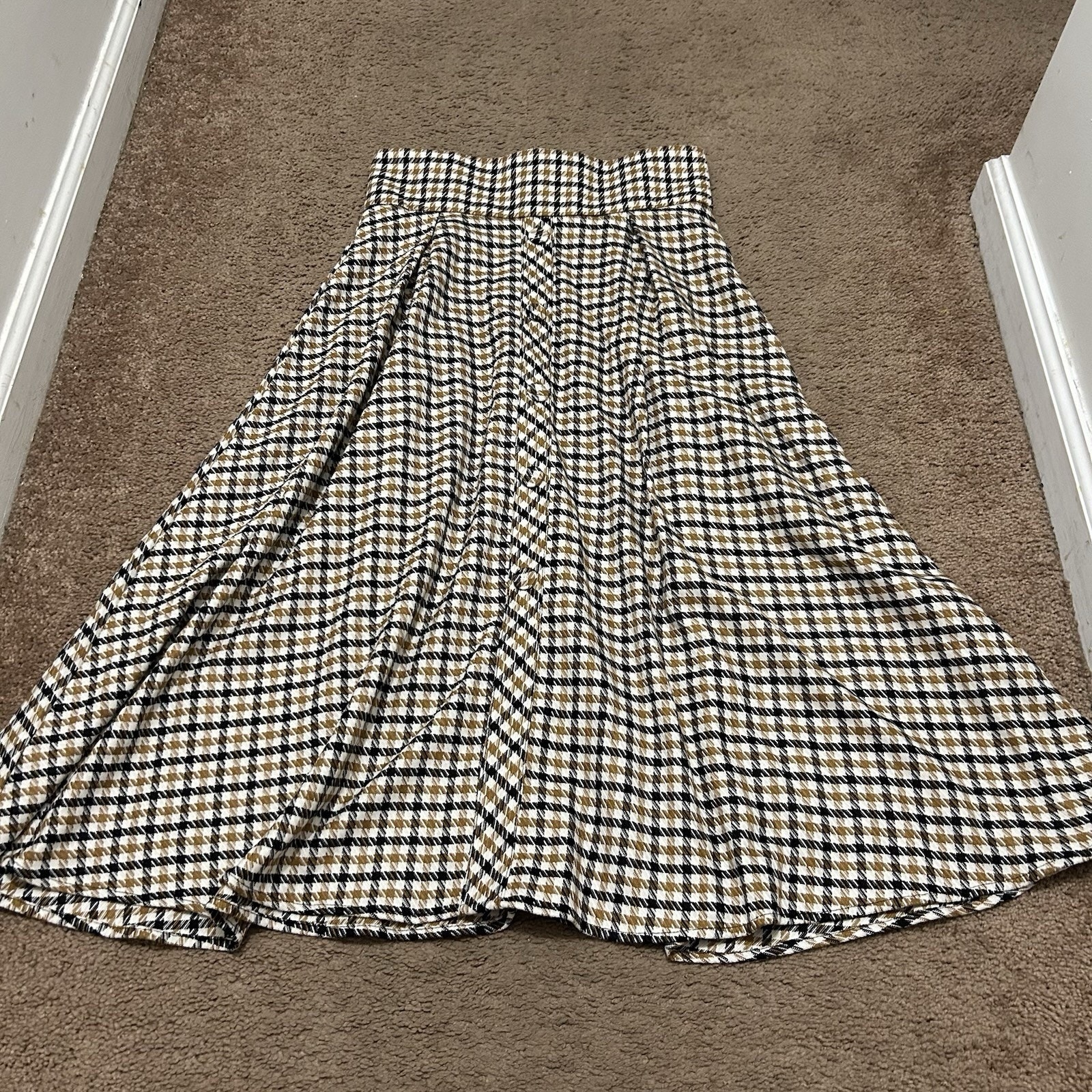 Chicwish Plaid Button Front A-Line Midi Skirt New With Tags Size Medium