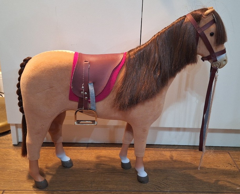 American girl horse, stable, paddock, and accessories