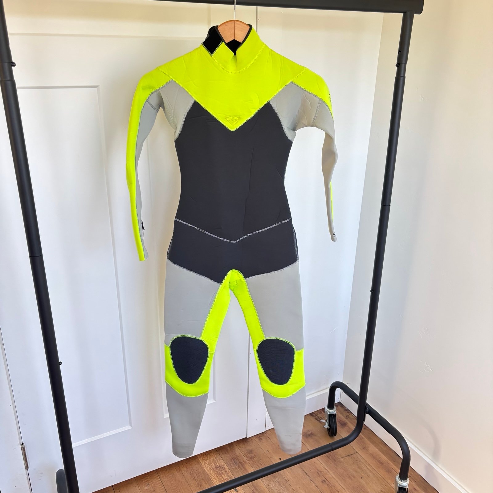 Roxy Kassia Meador 3/2 Back Zip Full Wetsuit Women's Sz 6