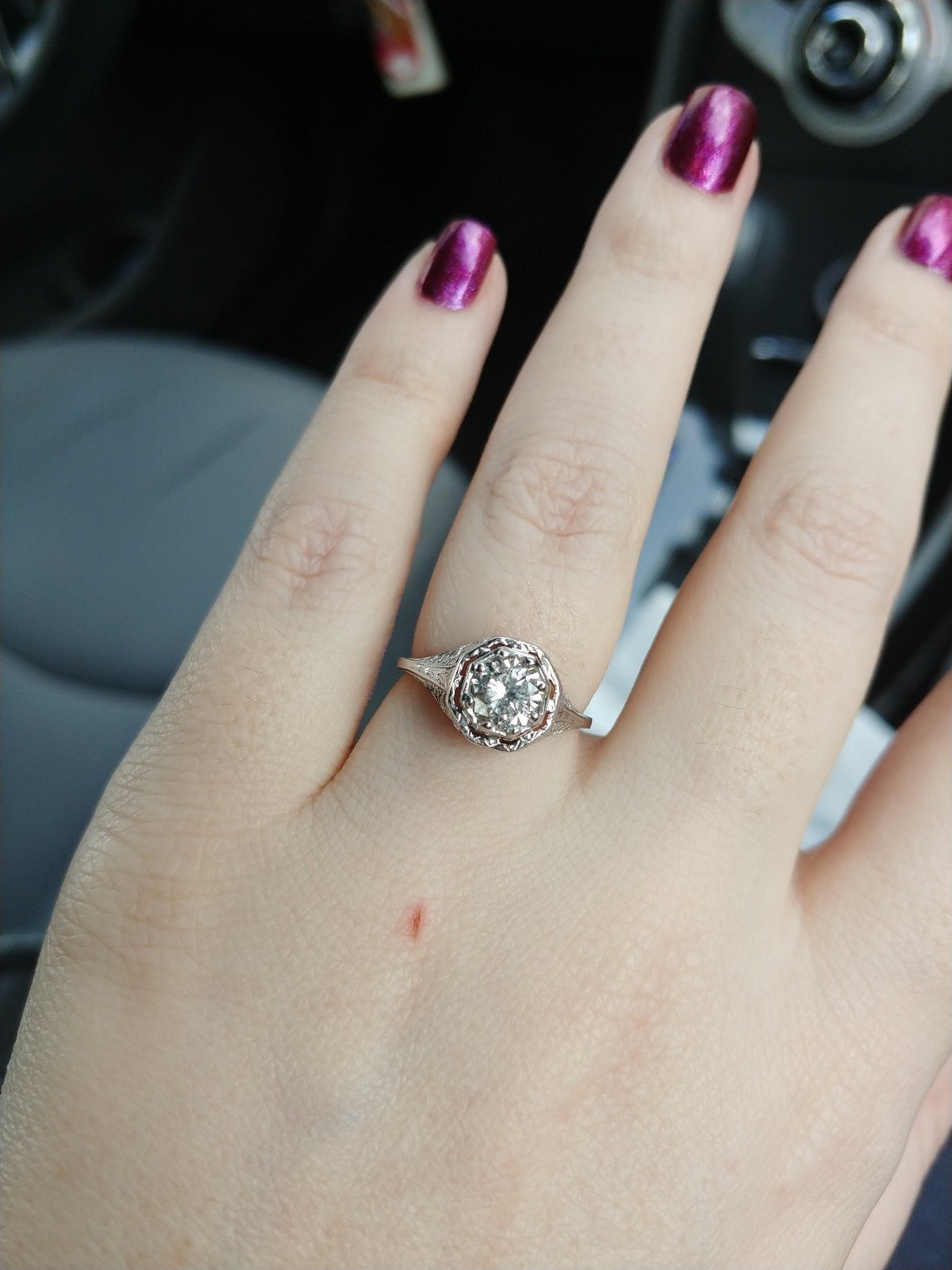 18k white gold art deco setting for 4.75-5mm stone beautiful condition