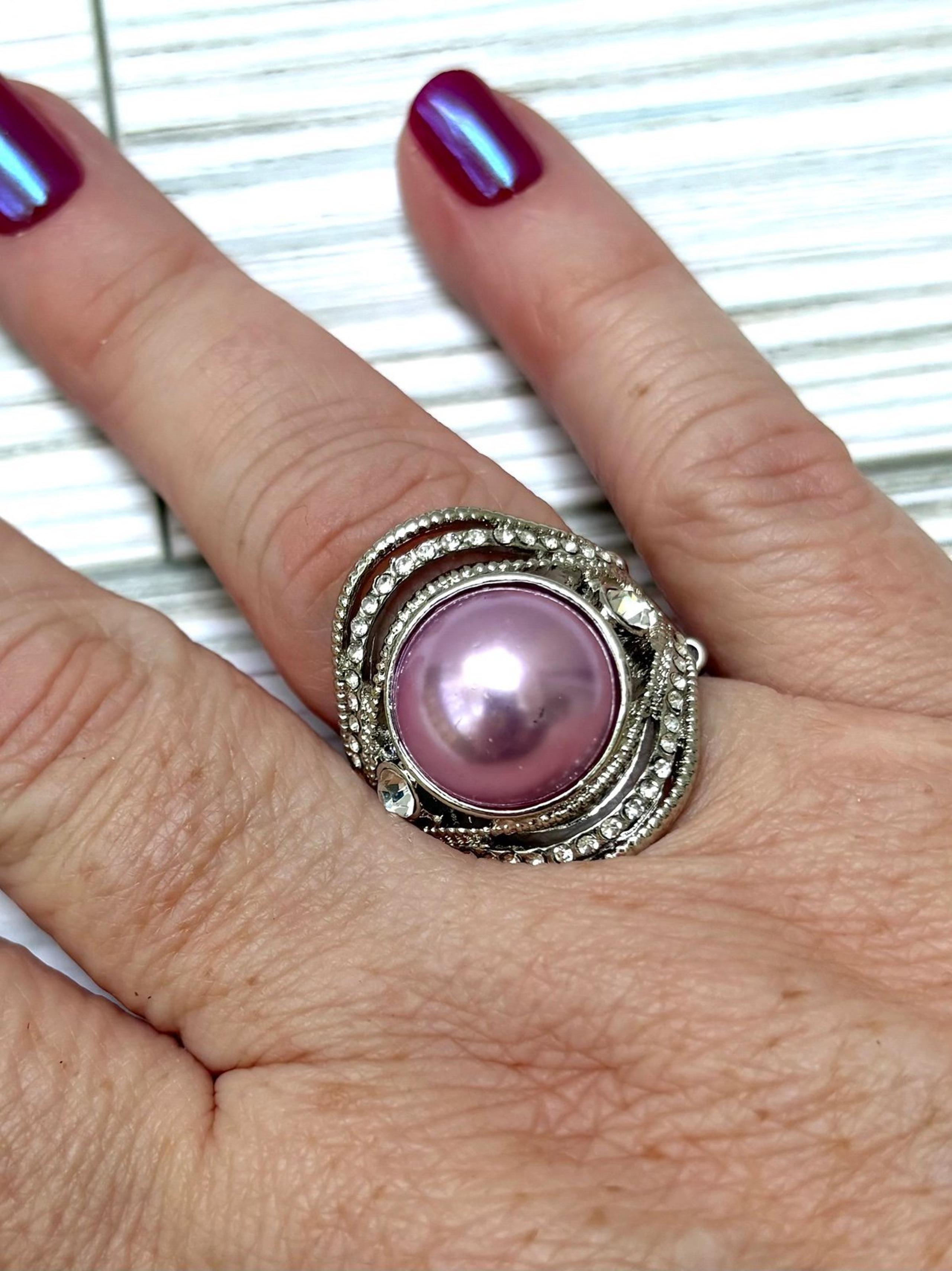Paparazzi Women’s Ring with Large Pink Stone
