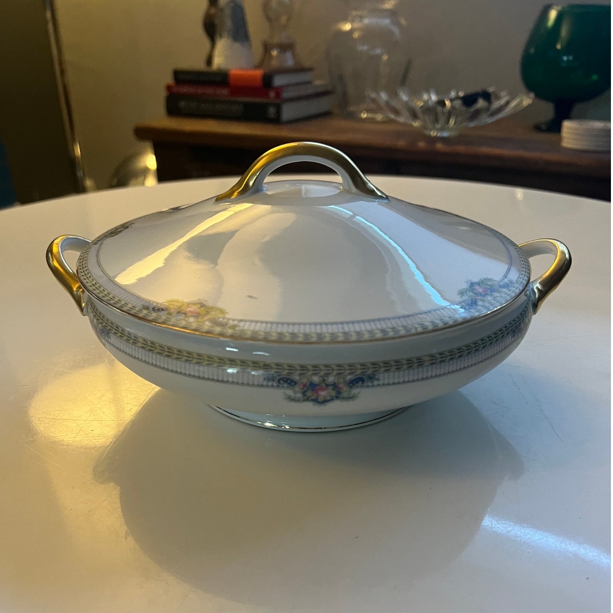Noritake Somerset Covered Serving Bowl w Handles & Lid