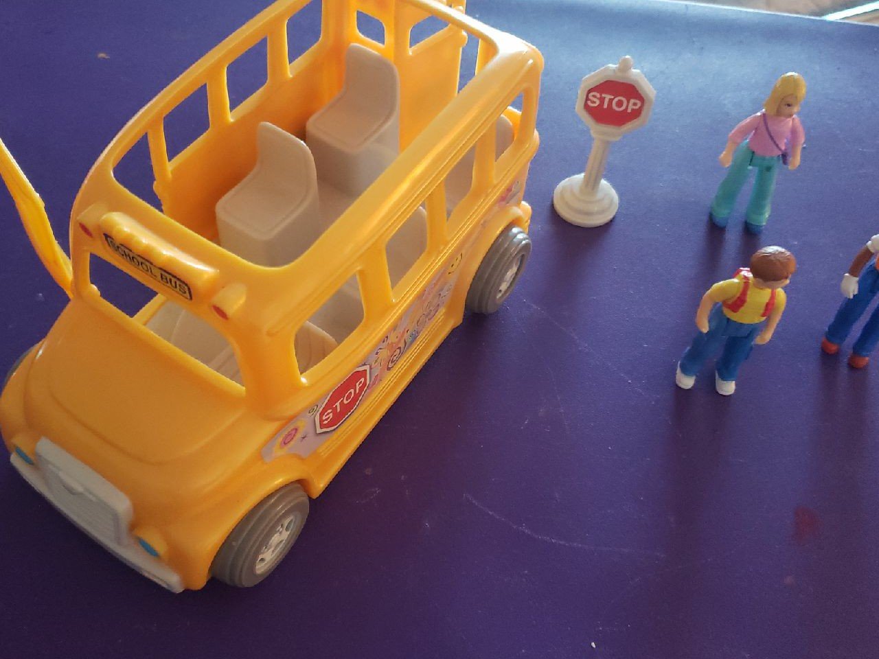 Mattel school bus toy accessories