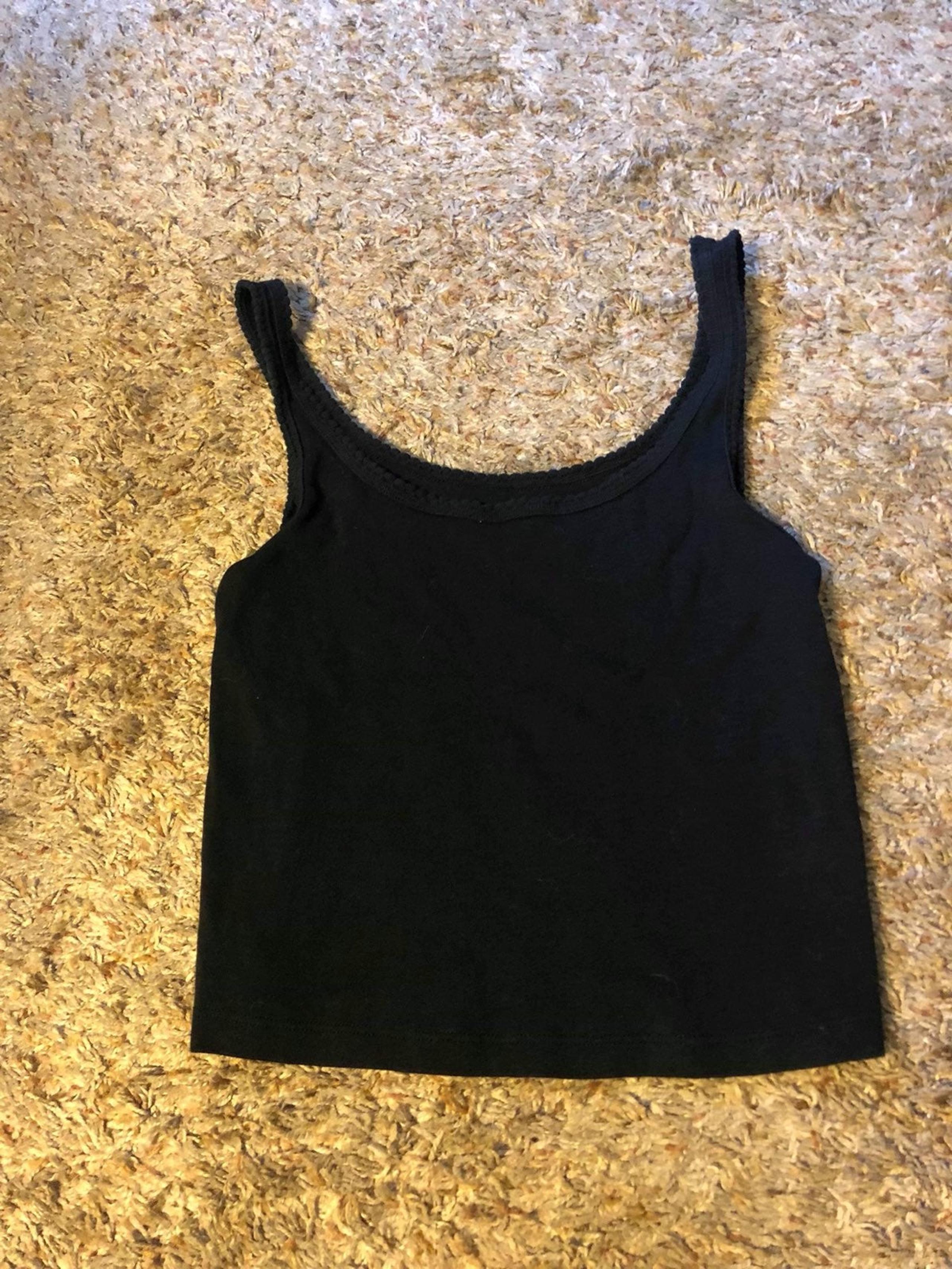 crop top cami tank top size medium - Brandy Melville