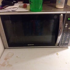 microwave oven