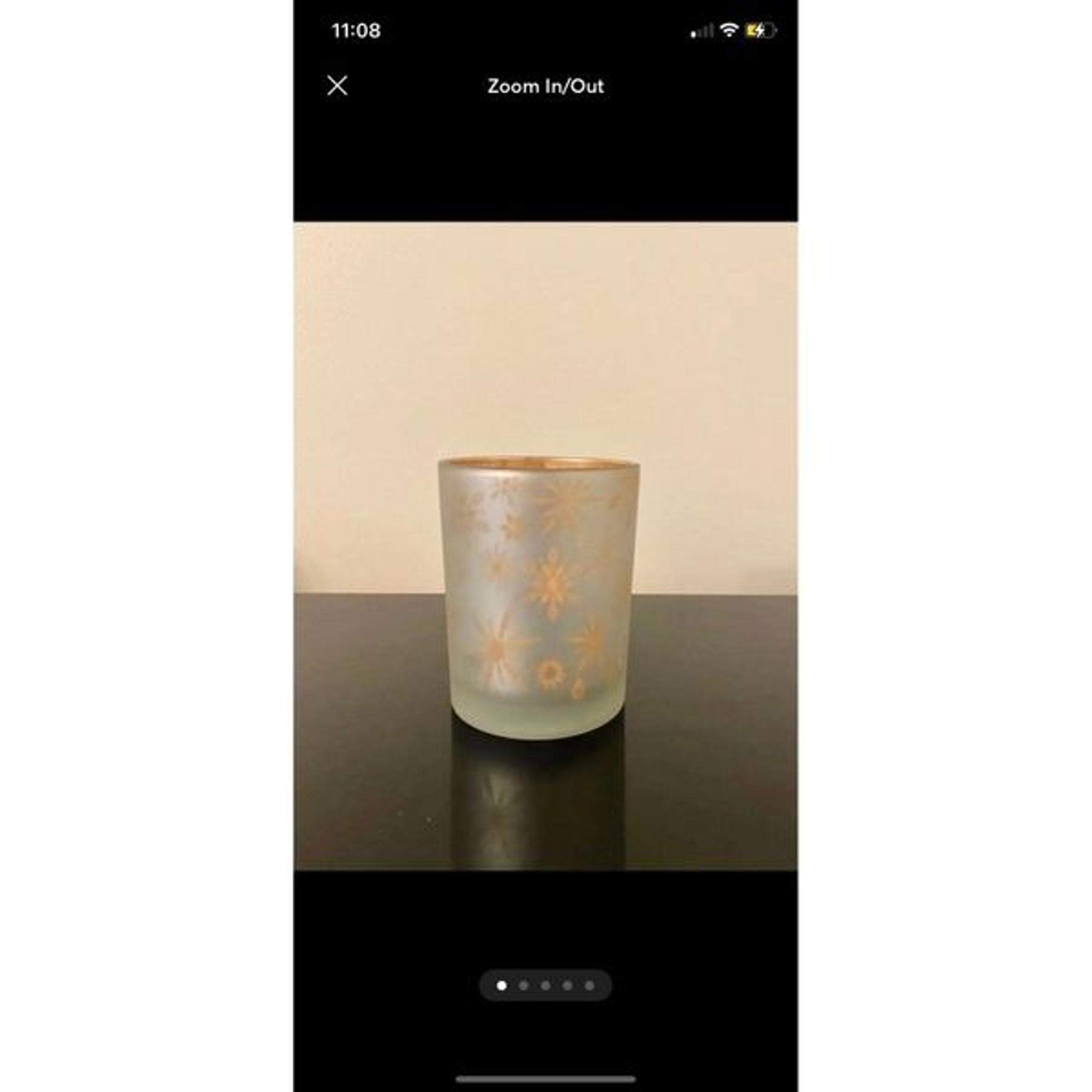 Glass Snowflake Candleholder