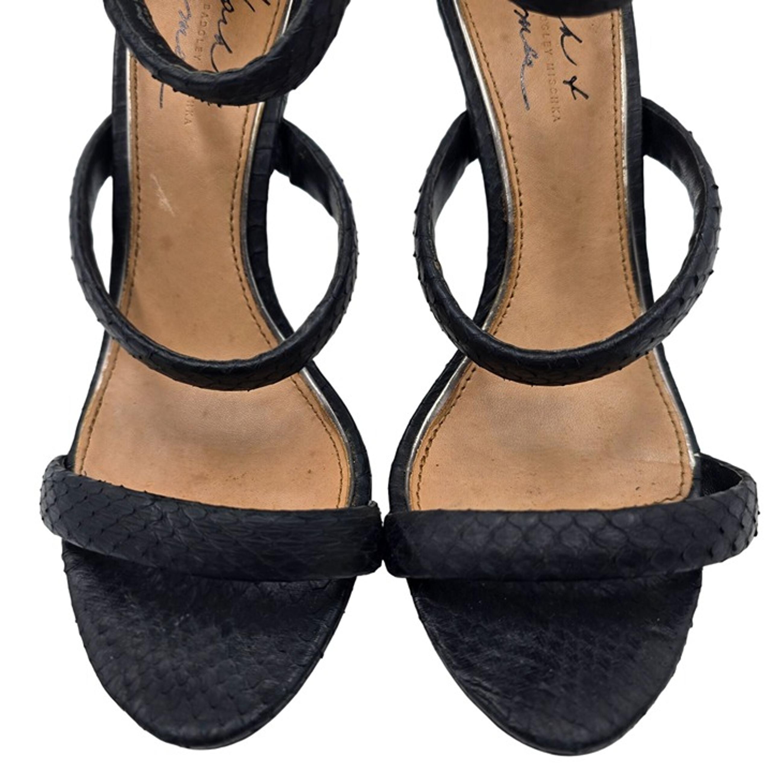 Badgley Mischka Women's 6.5M Black Leather Dress Shoes Ankle Strap Heels Formal