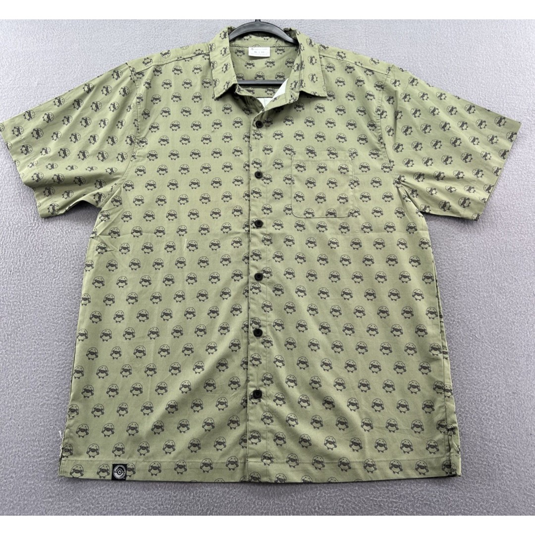 Pokemon Center Shirt Men’s Sz XL Green Button Up Short Sleeve Wooloo