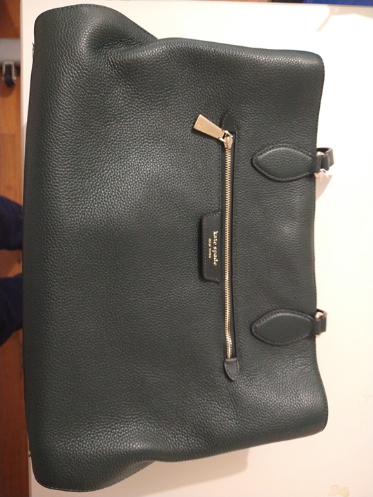 Kate Spade saffiano leather with zipper green BRAND NEW!! FREE SHIPPING IN USA