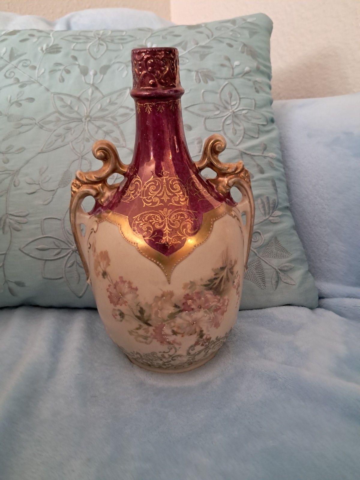 Antique Red & Gold 1891 Royal Saxe Erdmann Schlegelmilch Double Handled Vase