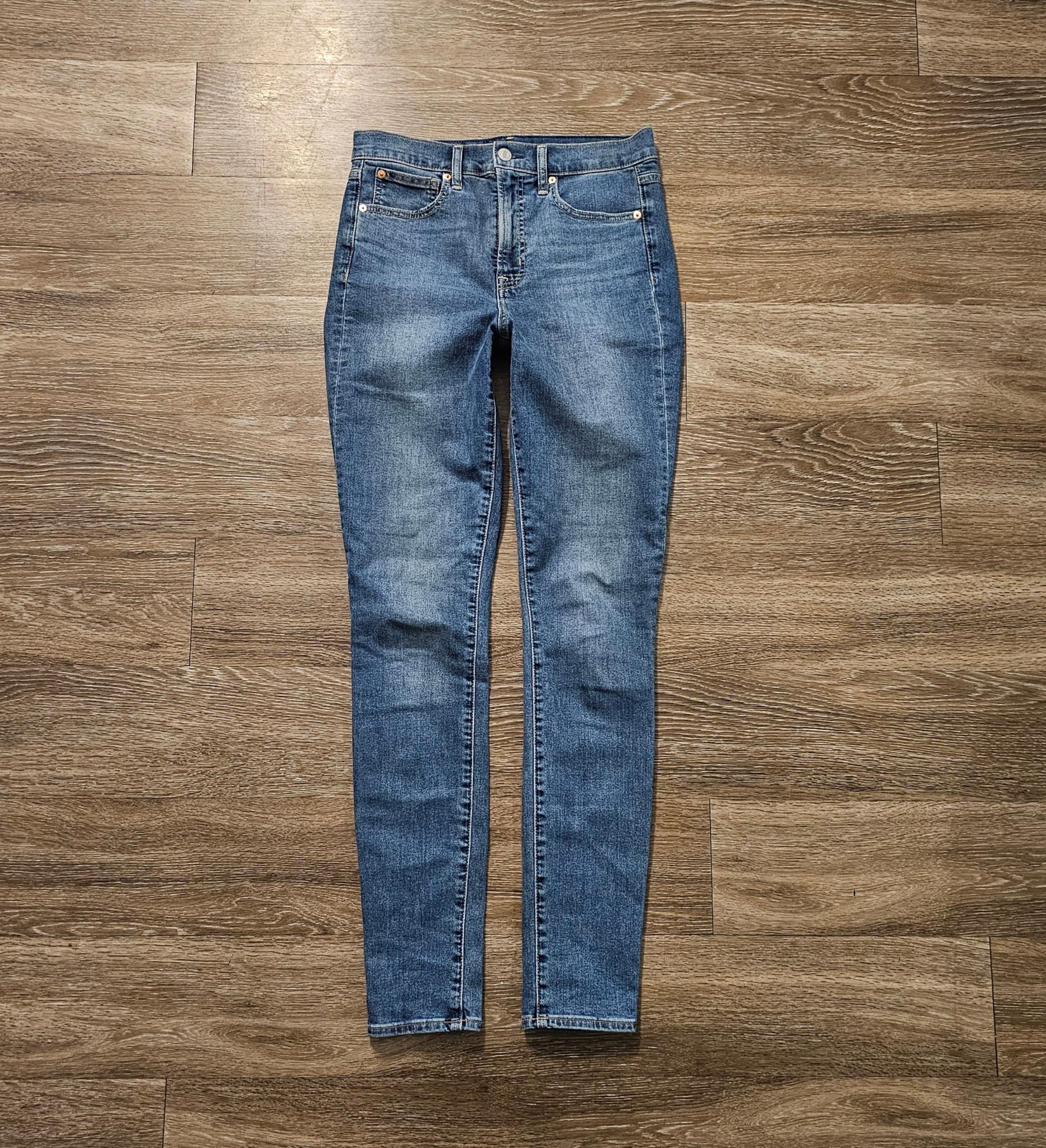 Gap women's 8 skinny jeans pants