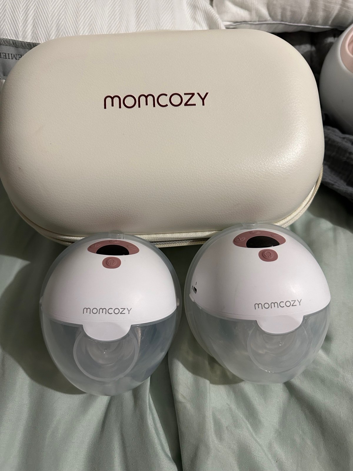 momcozy m5