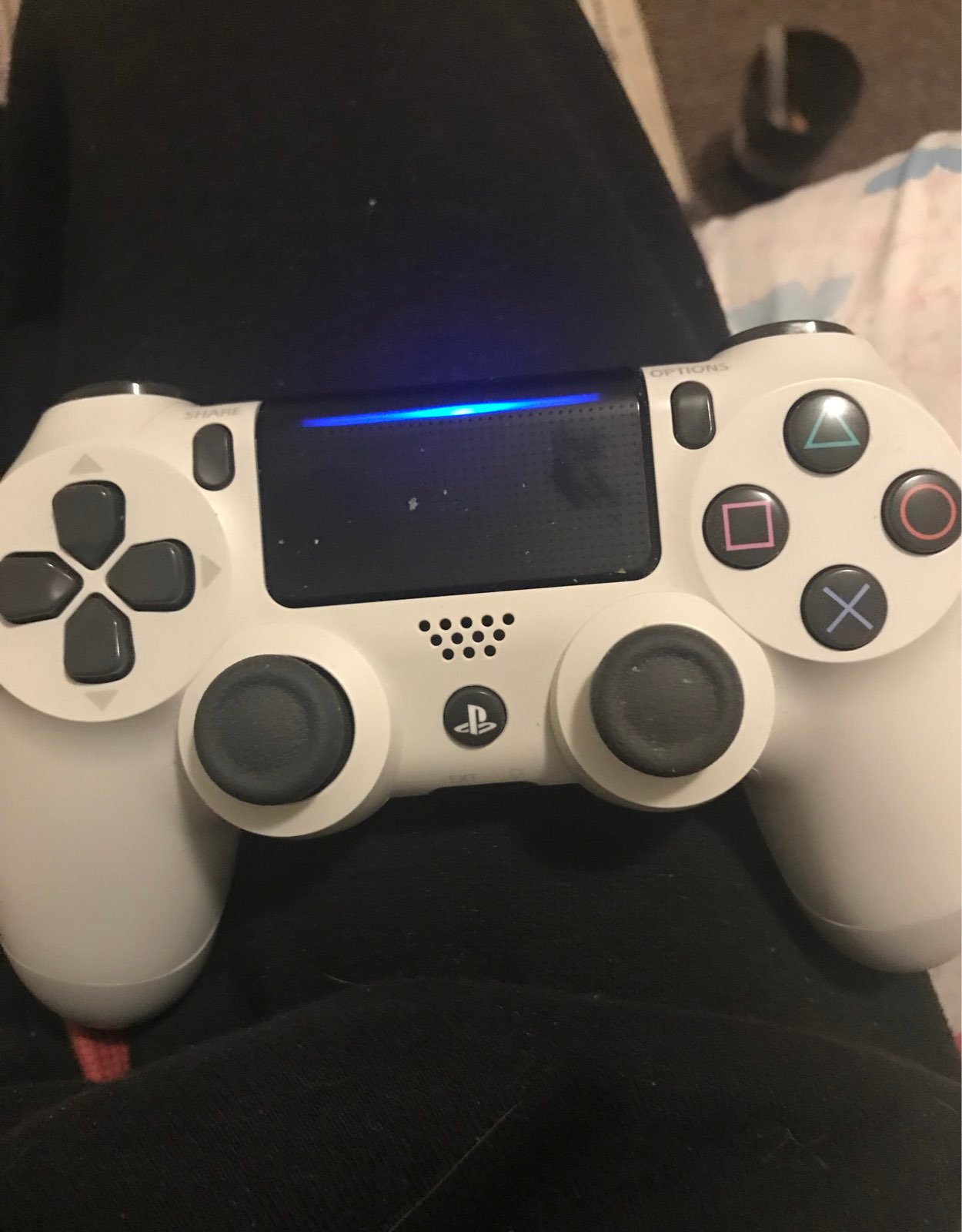 PS4 controller