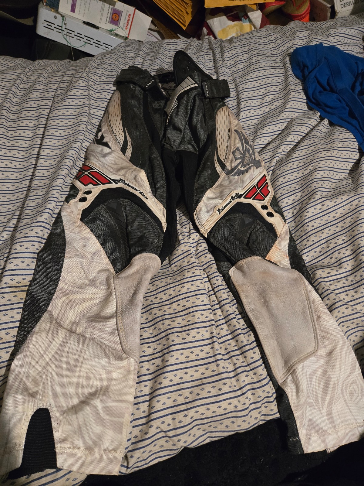 Fly racing professional grade racing pants youth 26M