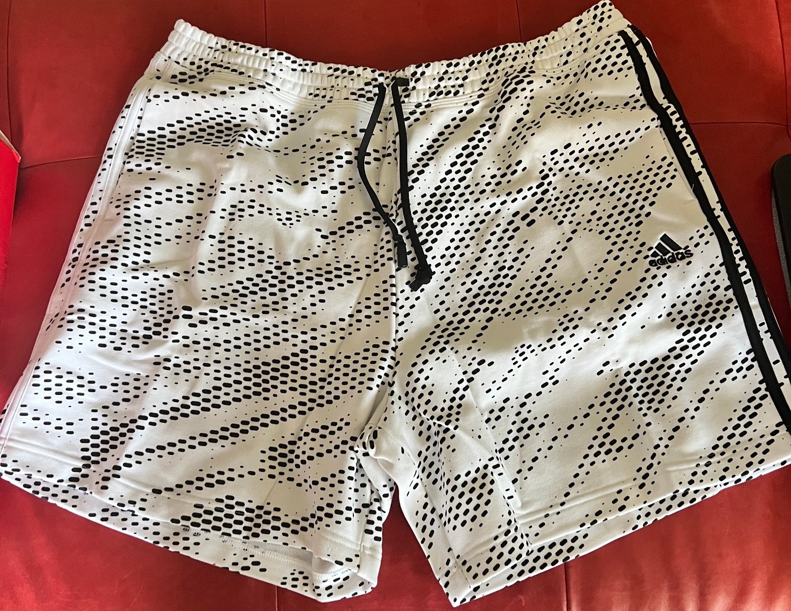 Adidas men’s shorts size XXL