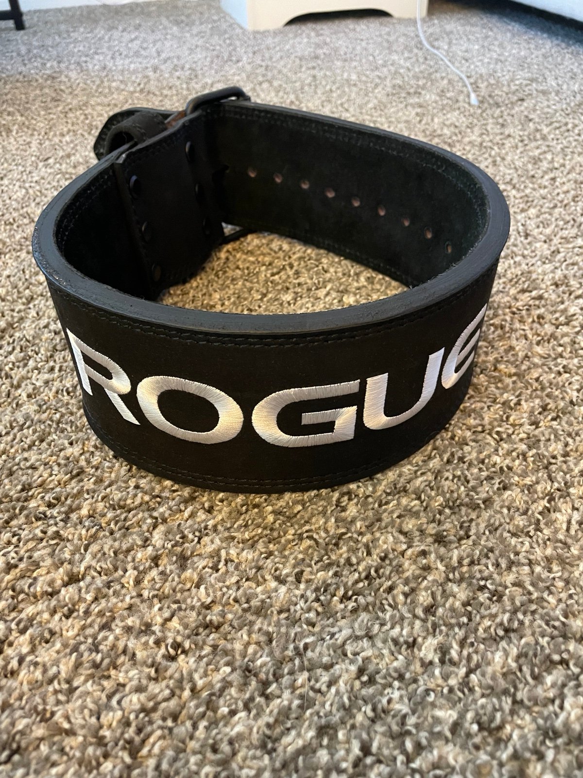 Rogue echo power lifting belt size small new