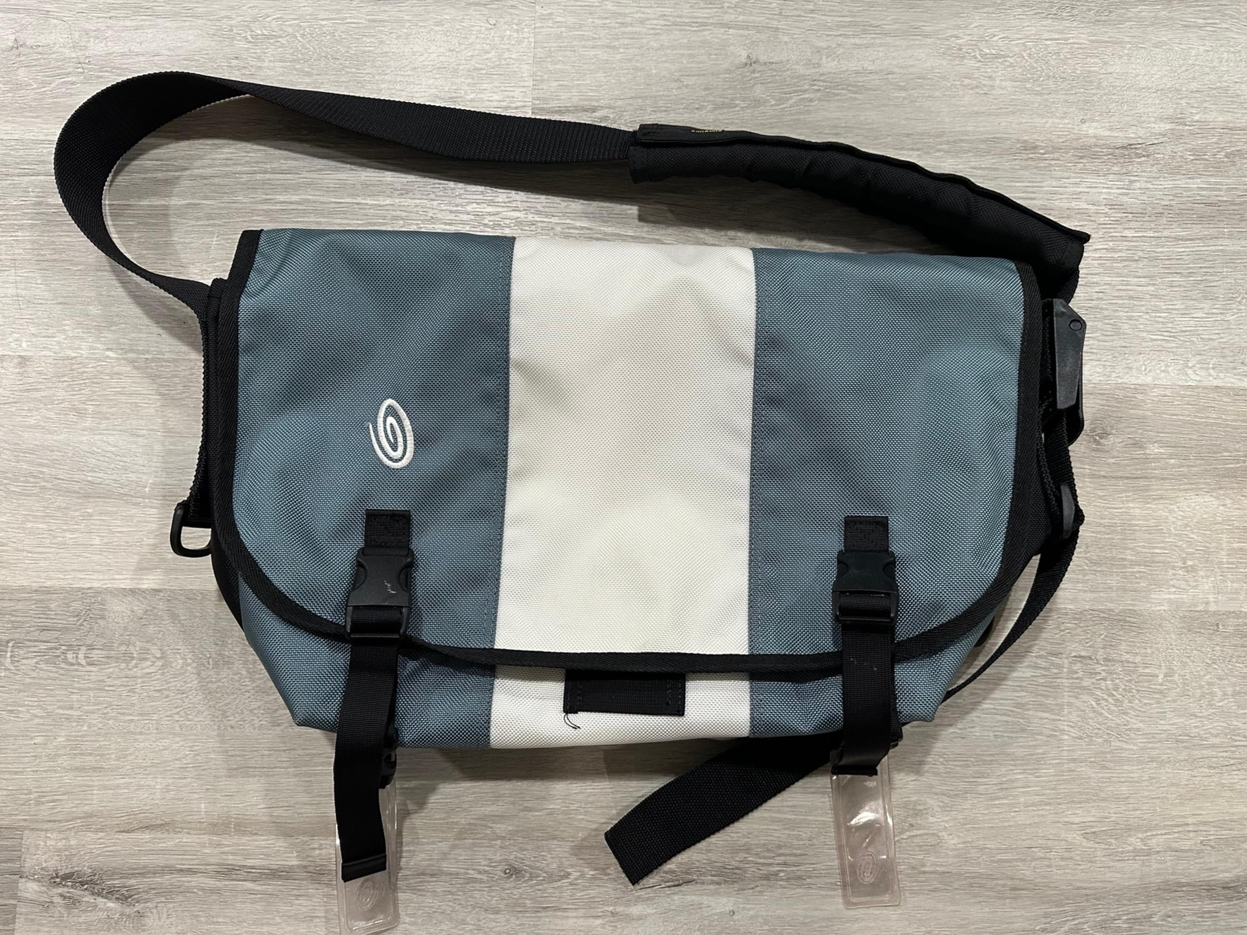 BGA2 Timbuk2 Messenger Bag Hiking Waterproof Unisex Blue White Crossbody Medium