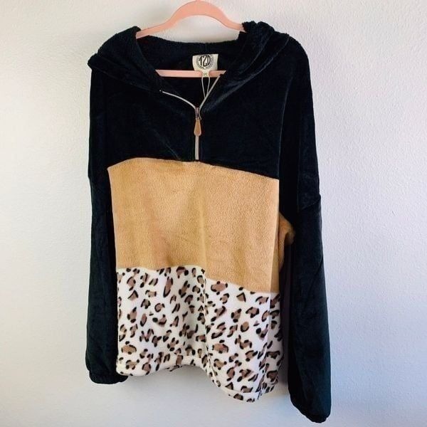 T2D Black Tan Animal Ptint Half Zip Hoodie