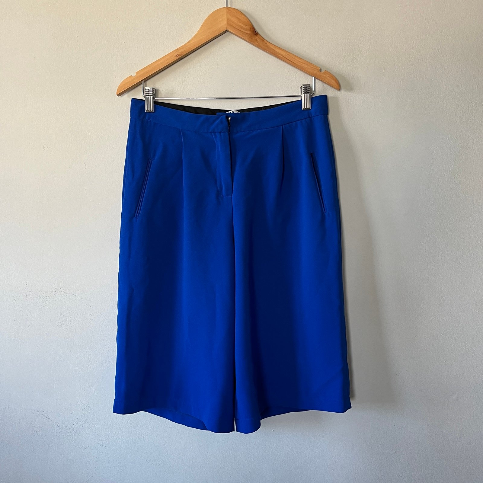 Acne Studios Electric Blue Culotte Cropped Pants Shorts Size Large In good use