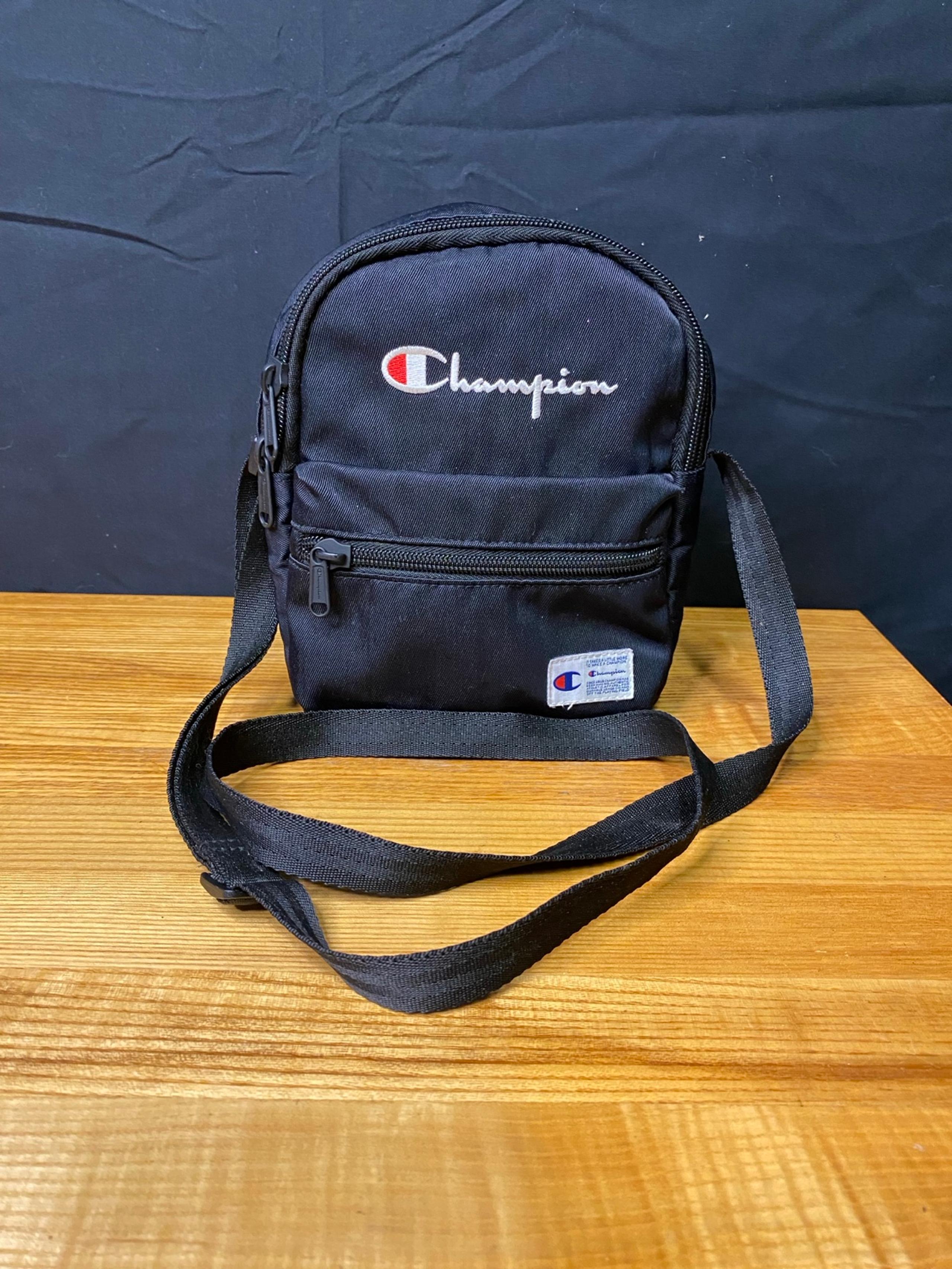 CHAMPION SYNERGY CROSSBODY BAG
